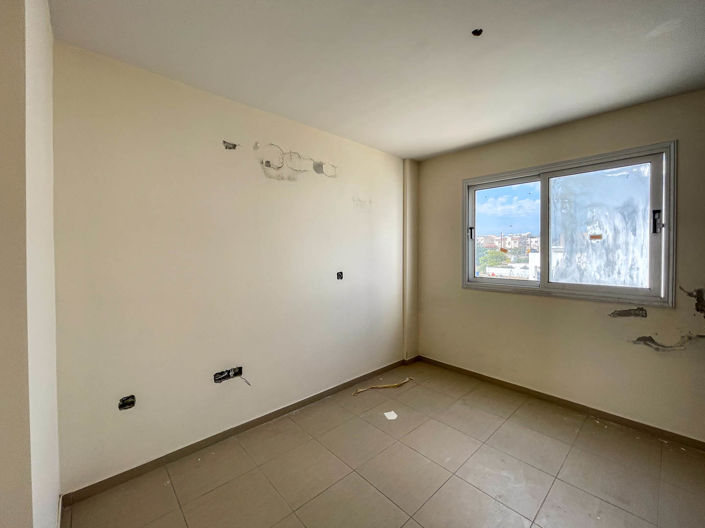 Image No.11-3 Bed Maisonette for sale