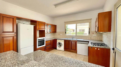 key-ready-villa-for-sale-paphos-cyprus44