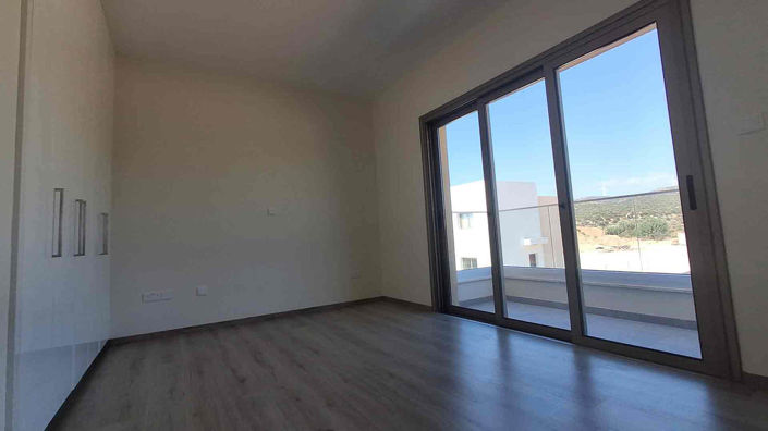 Image No.14-2 Bed Villa for sale