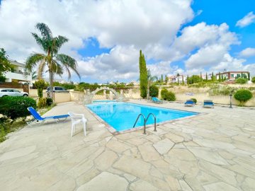 key-ready-house-for-sale-peyia-paphos-cyprus1