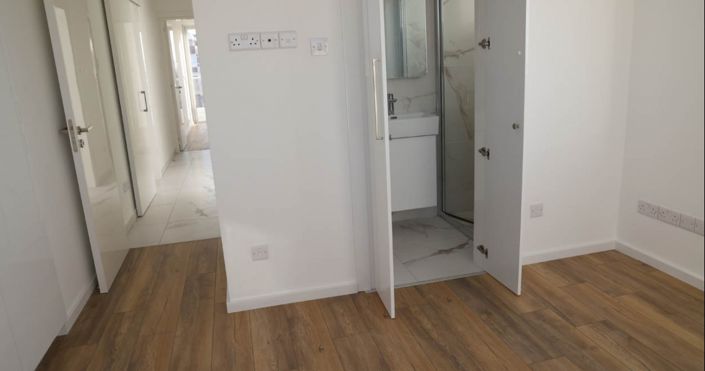 Image No.29-4 Bed Apartment for sale