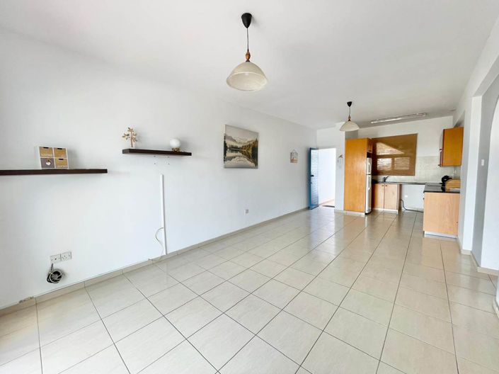 Image No.6-Apartment for sale