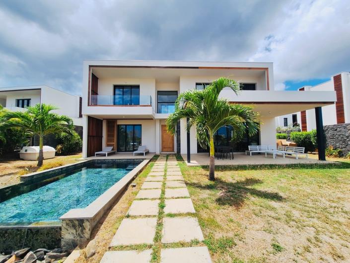 Image No.3-4 Bed Villa for sale