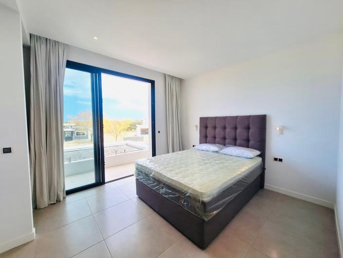 Image No.18-4 Bed Villa for sale