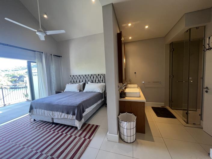 Image No.8-3 Bed Duplex for sale