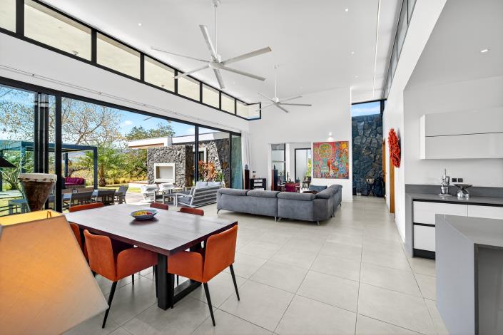 Image No.8-Villa de 5 chambres à vendre à West Coast and Centre