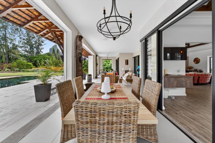 Image No.8-Villa de 4 chambres à vendre à West Coast and Centre