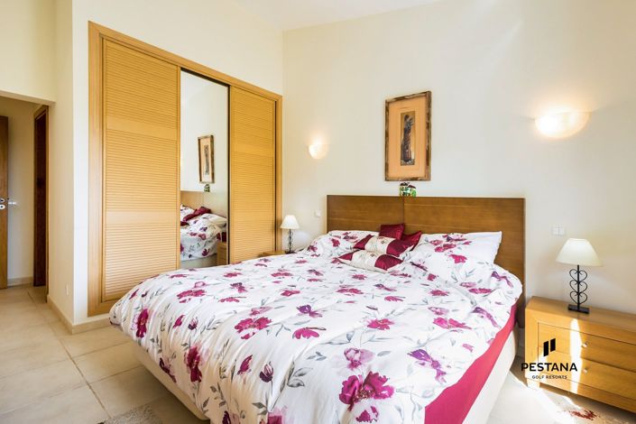 Image No.12-2 Bed Apartment for sale