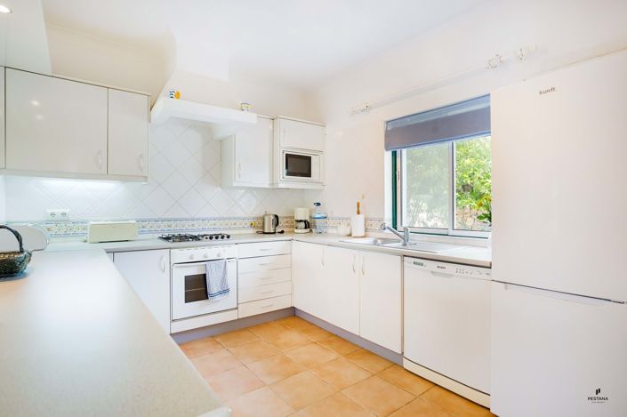 Image No.5-1 Bed Property for sale