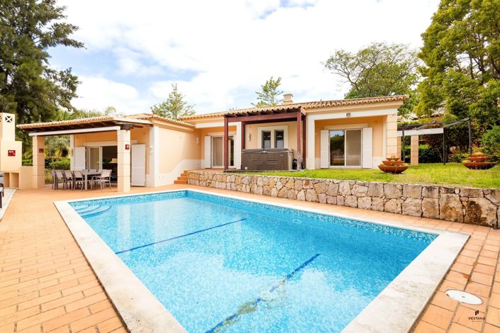 Image No.1-Villa de 4 chambres à vendre à Lagoa