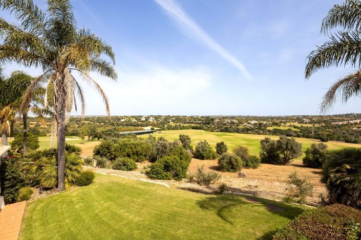 Image No.2-2 Bed Townhouse for sale