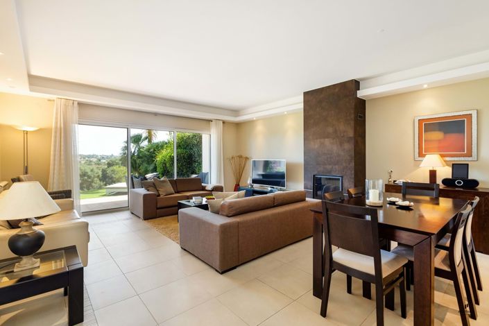 Image No.3-2 Bed Townhouse for sale