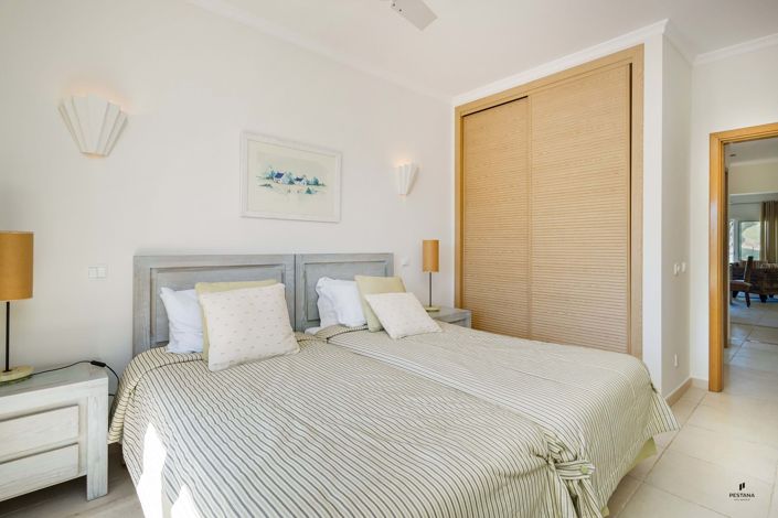 Image No.9-2 Bed Property for sale