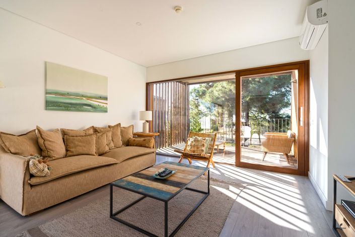 Image No.1-3 Bed Property for sale