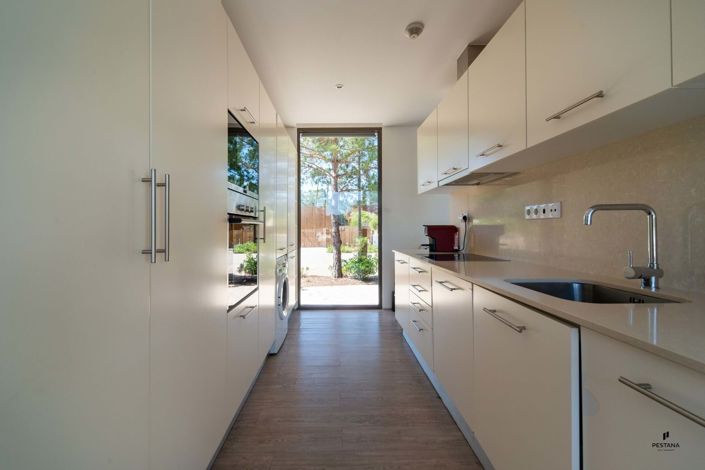 Image No.15-4 Bed Villa for sale