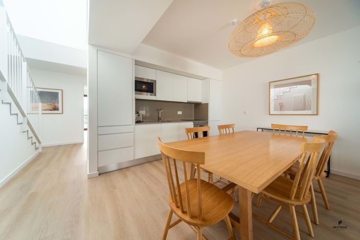 Image No.5-3 Bed Property for sale