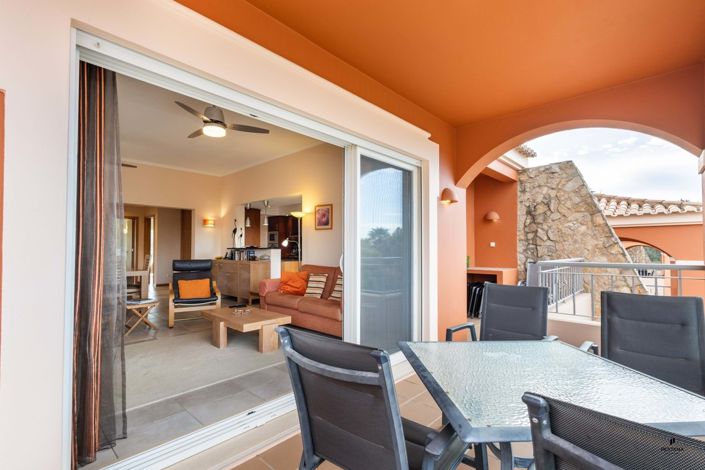 Image No.13-2 Bed Property for sale