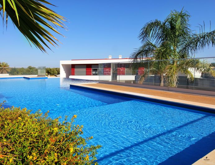 Image No.2-2 Bed Townhouse for sale