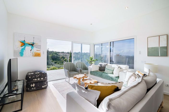 Image No.2-3 Bed Semi-Detached for sale