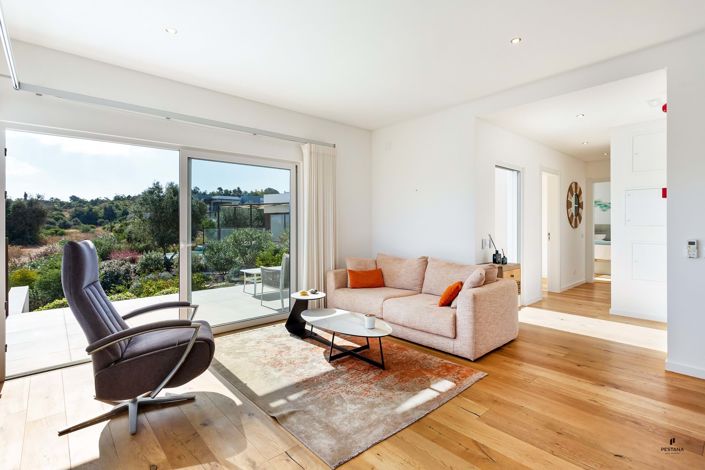 Image No.3-3 Bed Semi-Detached for sale