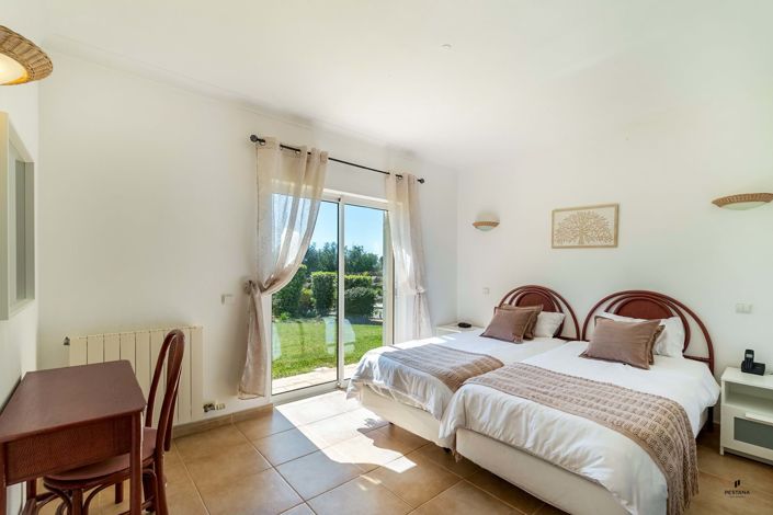 Image No.11-3 Bed Villa for sale