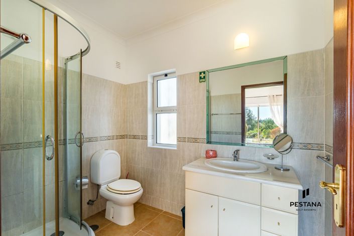 Image No.12-3 Bed Villa for sale