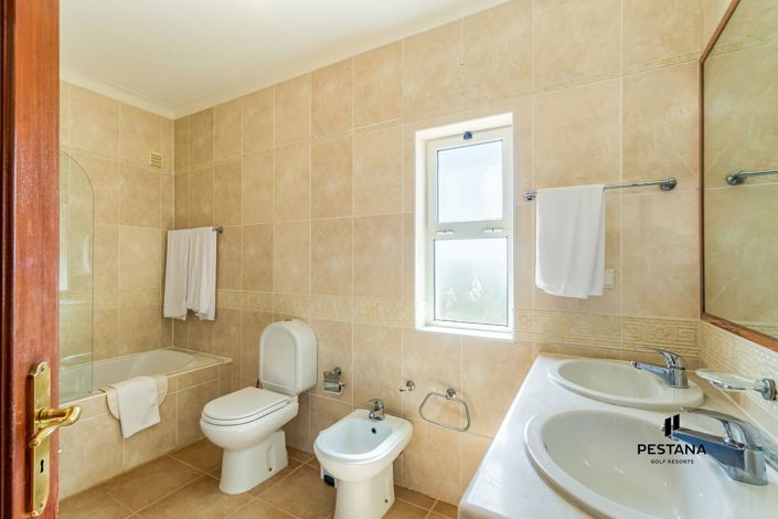 Image No.16-3 Bed Villa for sale