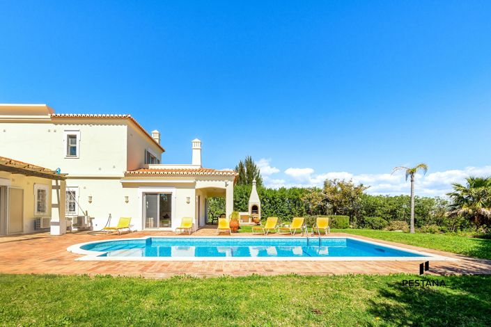 Image No.19-3 Bed Villa for sale
