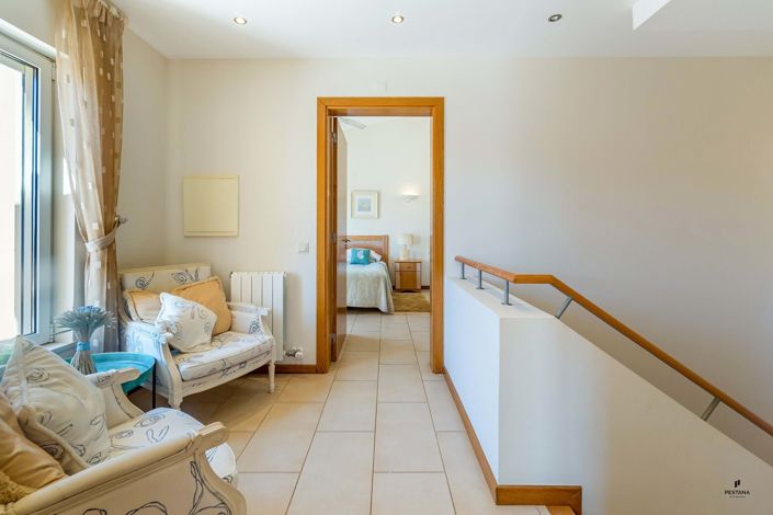 Image No.9-3 Bed Property for sale