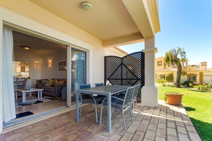 Image No.11-2 Bed Property for sale