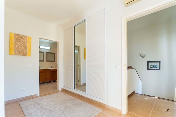 Image No.14-3 Bed Villa for sale
