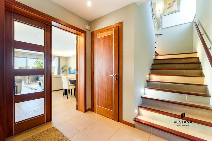 Image No.8-2 Bed Property for sale