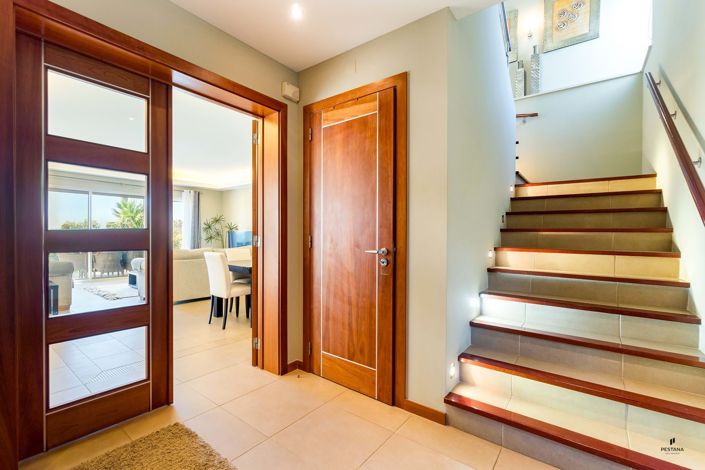 Image No.8-2 Bed Property for sale