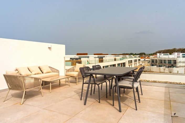 Image No.12-3 Bed Apartment for sale