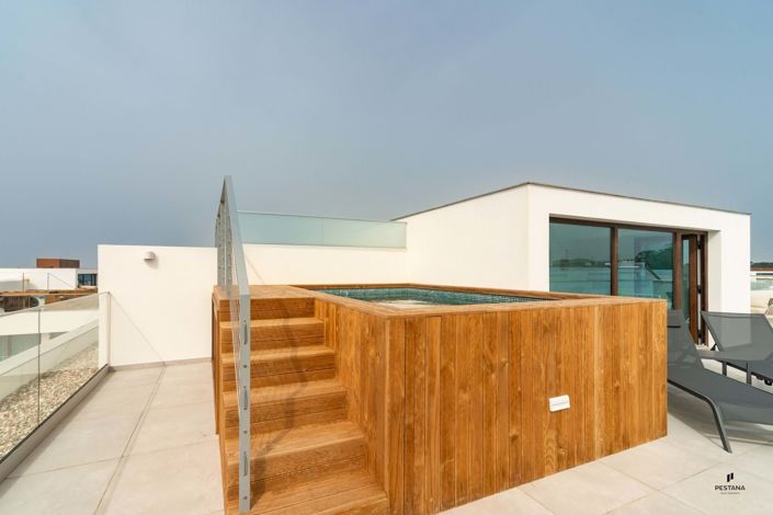 Image No.2-3 Bed Apartment for sale