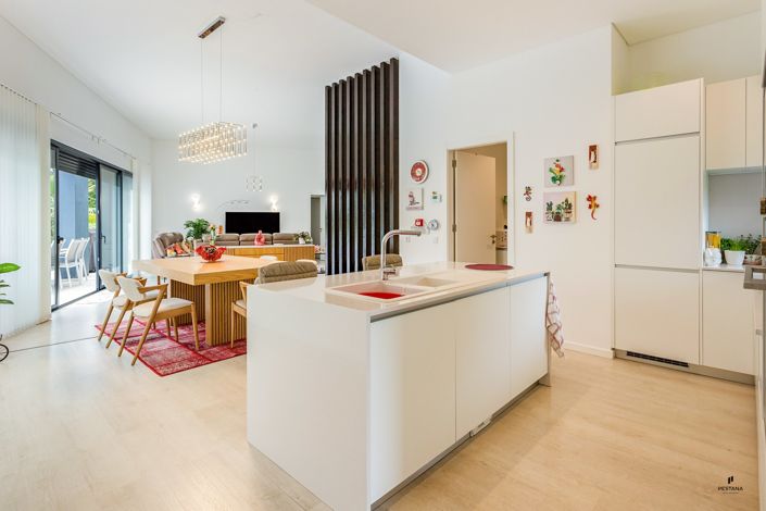 Image No.7-3 Bed Villa for sale