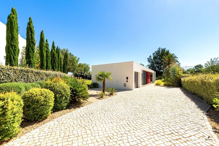 Image No.22-3 Bed Villa for sale