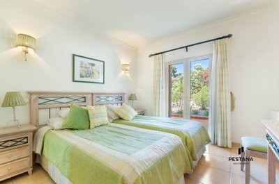 82-671979-27805f61994566c5e913e3736cfb667f985