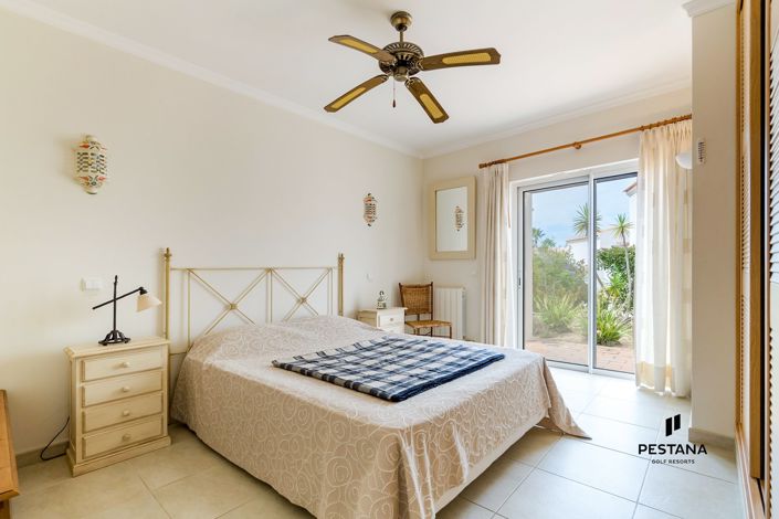 Image No.8-3 Bed Villa for sale