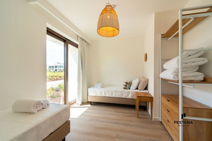 Image No.18-3 Bed Apartment for sale