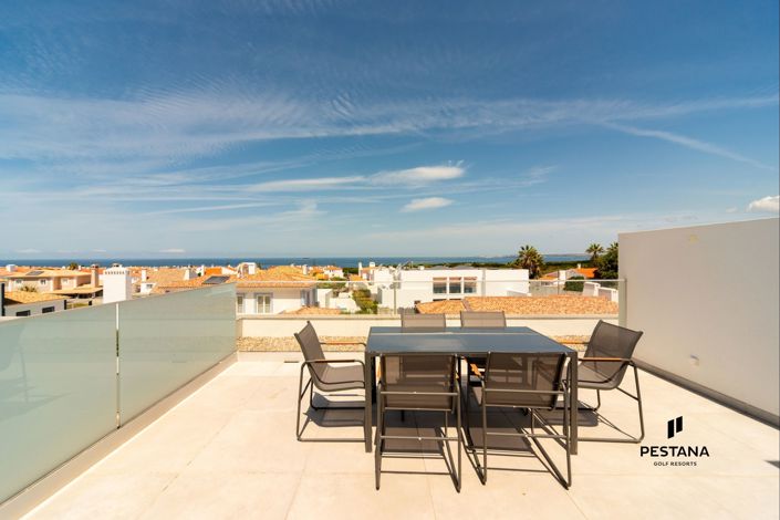 Image No.18-3 Bed Apartment for sale