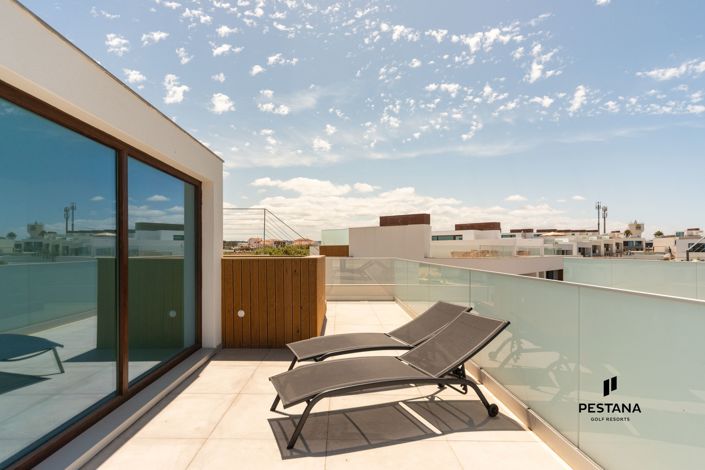 Image No.20-3 Bed Apartment for sale