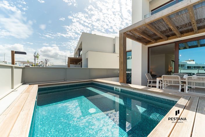 Image No.23-3 Bed Apartment for sale