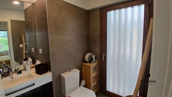 Image No.8-3 Bed Apartment for sale