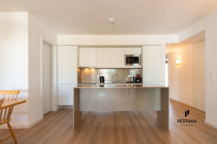 Image No.18-3 Bed Property for sale