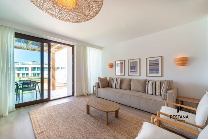 Image No.3-3 Bed Property for sale