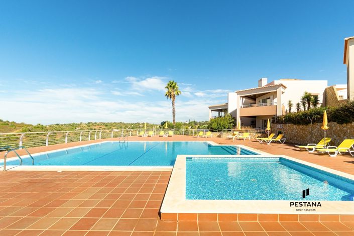 Image No.19-3 Bed Property for sale