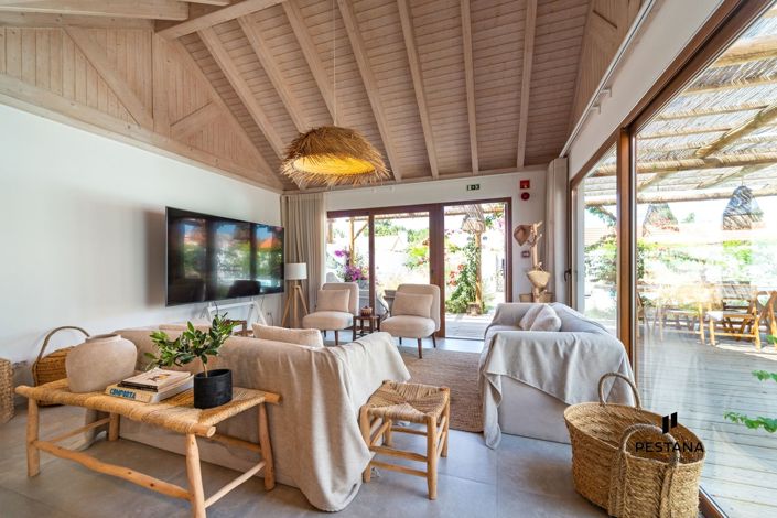 Image No.2-3 Bed Villa for sale