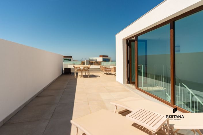 Image No.12-3 Bed Apartment for sale