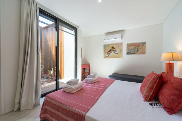 Image No.24-5 Bed Villa for sale